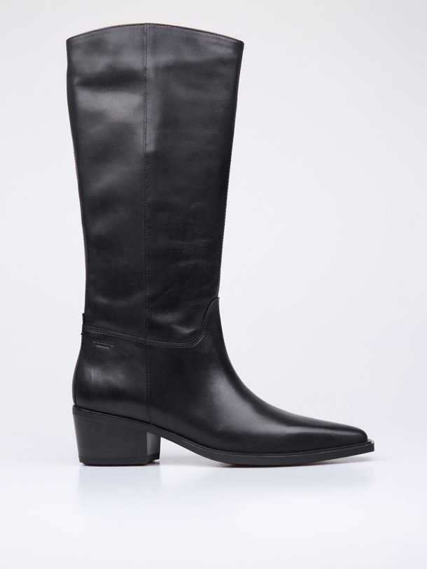 Ontdek de Kelsey lederen hoge laarzen van Vagabond Shoemakers in de kleur zwart bij Orangebag. Op werkdagen voor 21:45 besteld, morgen in huis.