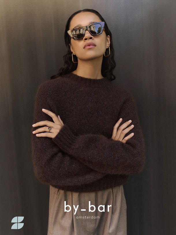 Ontdek de Sonny mohairmix trui met lurex van By-Bar in de kleur donkerbruin bij Orangebag. Op werkdagen voor 21:45 besteld, morgen in huis.
