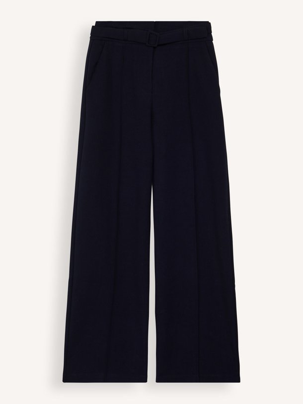 Ontdek de Jicky viscosemix pantalon van Suncoo in de kleur donkerblauw bij Orangebag. Op werkdagen voor 21:45 besteld, morgen in huis.