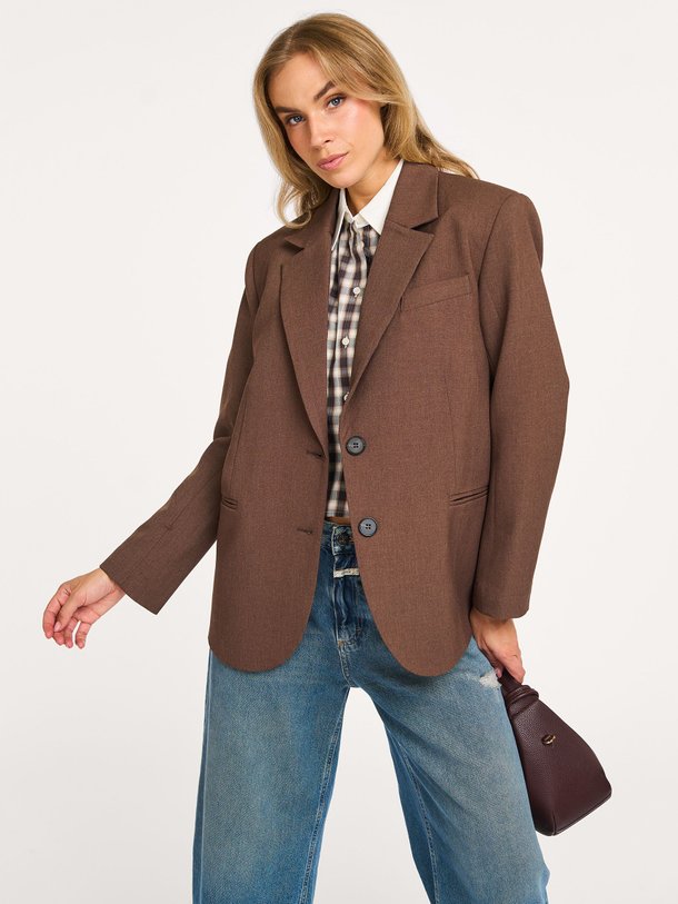 Ontdek de Dwen viscosemix blazer van Suncoo in de kleur bruin bij Orangebag. Op werkdagen voor 21:45 besteld, morgen in huis.