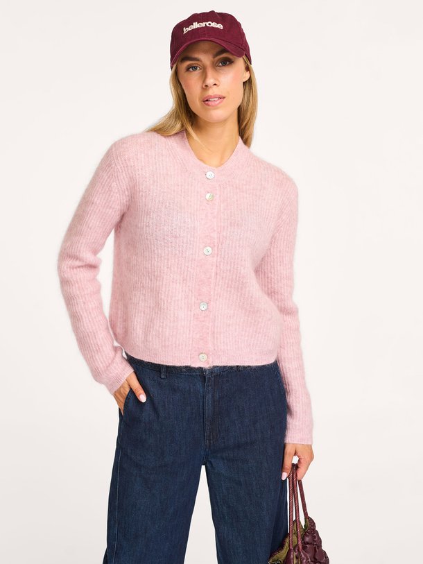 Ontdek de Andrea mohairmix gemêleerd vest van Second Female in de kleur roze bij Orangebag. Op werkdagen voor 21:45 besteld, morgen in huis.