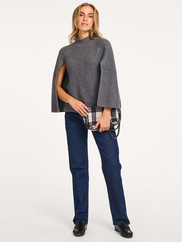 Ontdek de Romi wolmix cape trui van Dante 6 in de kleur donkergrijs bij Orangebag. Op werkdagen voor 21:45 besteld, morgen in huis.