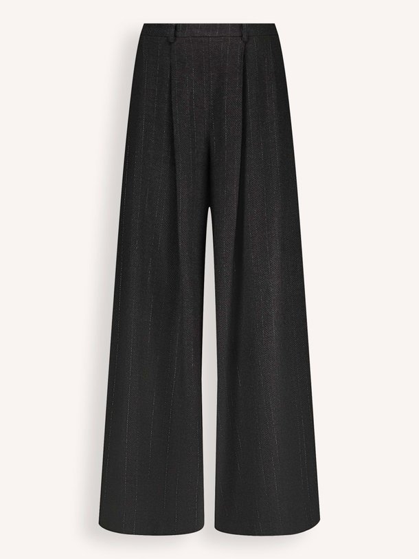 Ontdek de Sef viscosemix broek met lurex van By-Bar in de kleur donkergrijs bij Orangebag. Op werkdagen voor 21:45 besteld, morgen in huis.