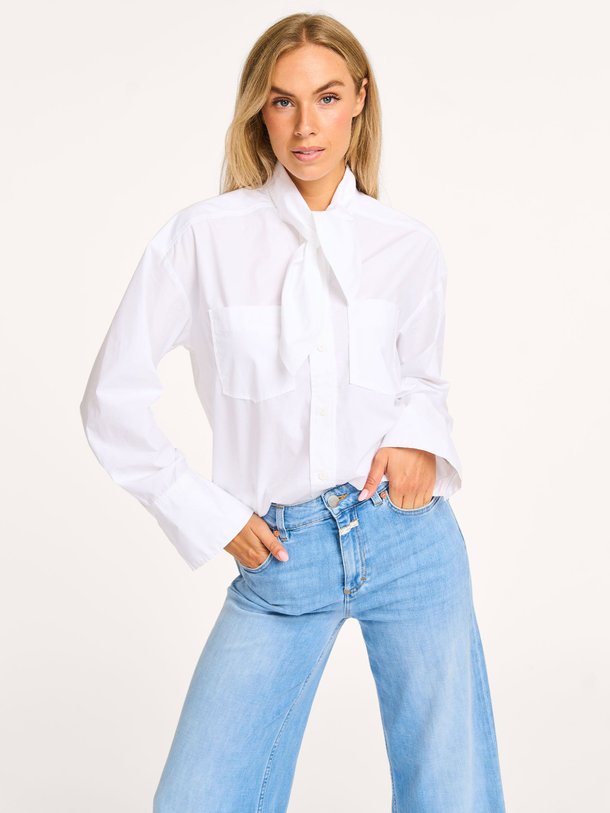 Ontdek de Organic cotton poplin blouse van Closed in de kleur wit bij Orangebag. Op werkdagen voor 21:45 besteld, morgen in huis.