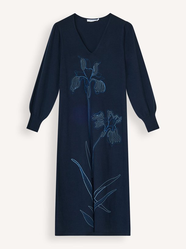 Ontdek de Evine wolmix maxi jurk met borduursel van La Fee Maraboutee in de kleur donkerblauw bij Orangebag. Op werkdagen voor 21:45 besteld, morgen in huis.