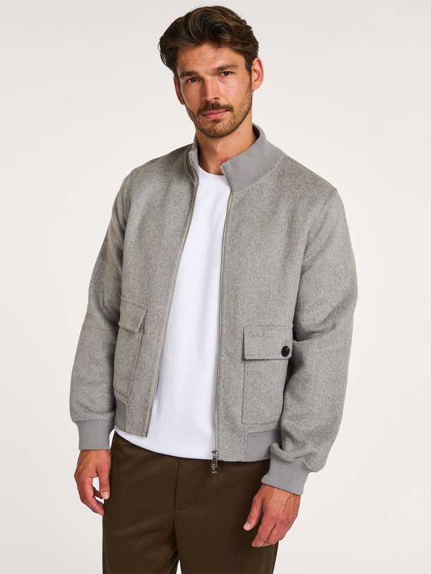 Ontdek de Boi wolmix gemêleerd jack van Alter Ego in de kleur grijs bij Orangebag. Op werkdagen voor 21:45 besteld, morgen in huis.