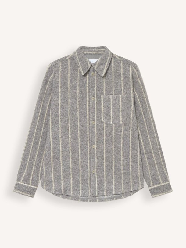 Ontdek de Lennon wolmix overshirt met krijtstreep van Les Deux in de kleur grijs bij Orangebag. Op werkdagen voor 21:45 besteld, morgen in huis.