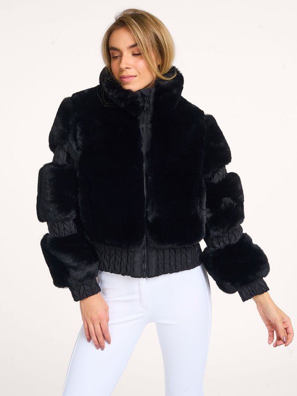 Ontdek de Furry fake fur ski jas van Goldbergh in de kleur zwart bij Orangebag. Op werkdagen voor 21:45 besteld, morgen in huis.