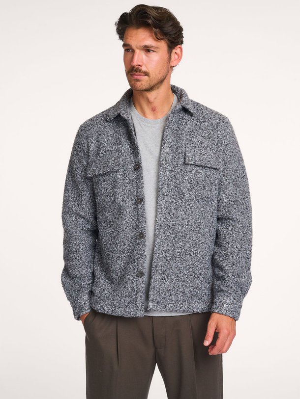 Ontdek de Orion geweven bouclé overshirt van Law of the Sea in de kleur donkergrijs bij Orangebag. Op werkdagen voor 21:45 besteld, morgen in huis.