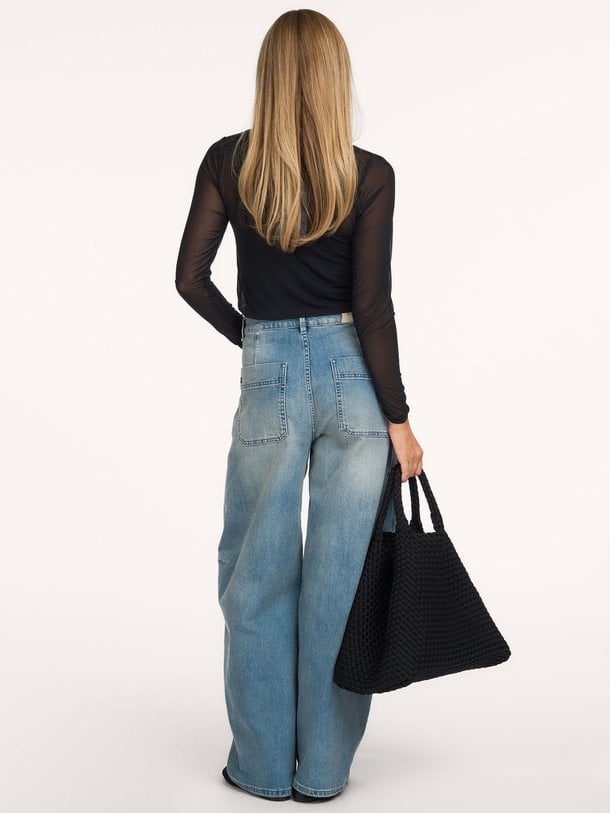Ontdek de Geweven mesh top van Co'Couture in de kleur zwart bij Orangebag. Op werkdagen voor 21:45 besteld, morgen in huis.