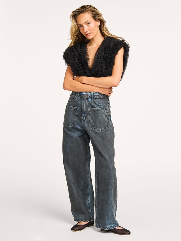 Ontdek de High waist loose fit jeans van Haute L'Amitié in de kleur antraciet bij Orangebag. Op werkdagen voor 21:45 besteld, morgen in huis.