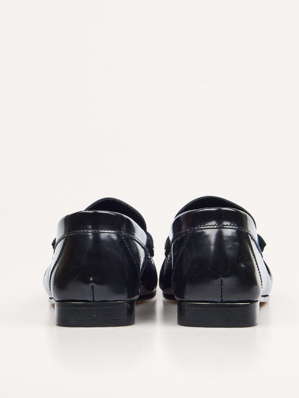 Ontdek de Penny lederen loafers van Posa in de kleur zwart bij Orangebag. Op werkdagen voor 21:45 besteld, morgen in huis.