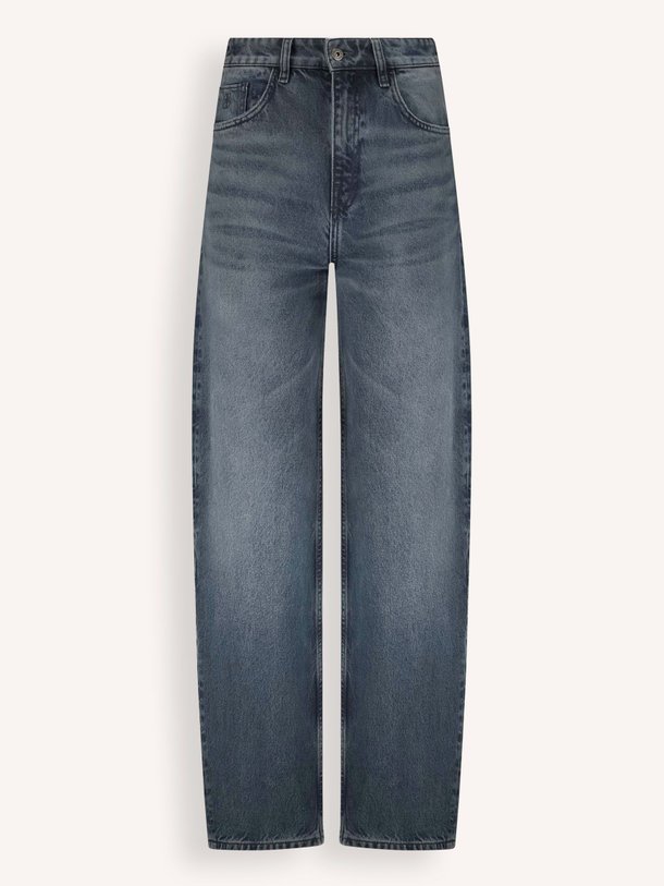Ontdek de Lew high waist straight fit jeans van By-Bar in de kleur donkerblauw bij Orangebag. Op werkdagen voor 21:45 besteld, morgen in huis.