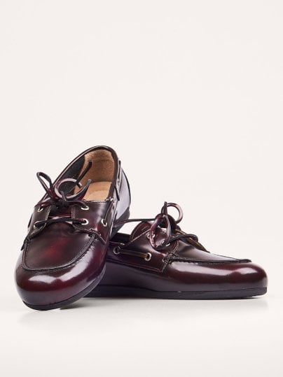 Ontdek de Lederen loafers van Posa in de kleur bordeauxrood bij Orangebag. Op werkdagen voor 21:45 besteld, morgen in huis.