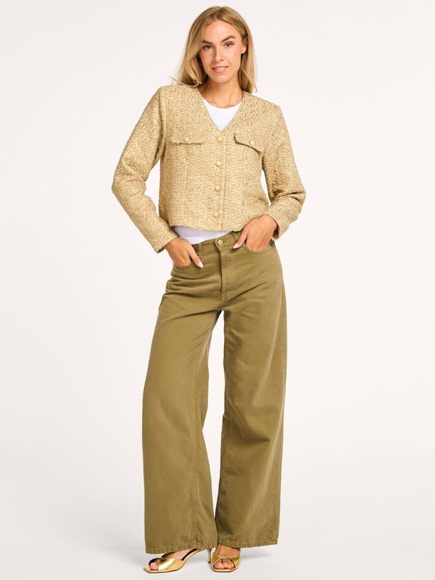 Ontdek de Larissa lurex stof jasje van Freebird in de kleur goudkleur bij Orangebag. Op werkdagen voor 21:45 besteld, morgen in huis.