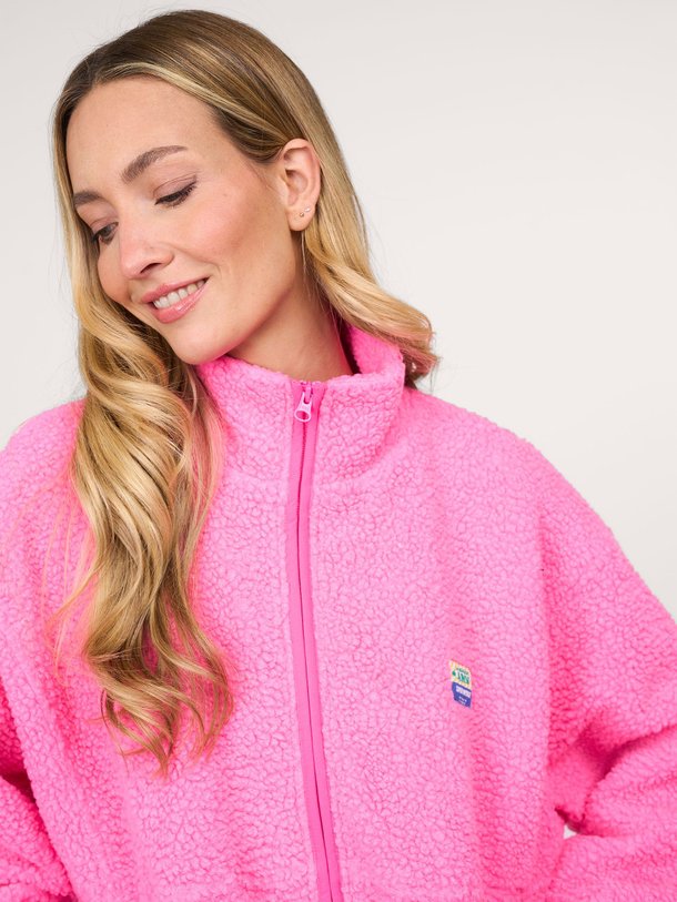 Ontdek de Hoktown geweven teddy jack van American Vintage in de kleur roze bij Orangebag. Op werkdagen voor 21:45 besteld, morgen in huis.