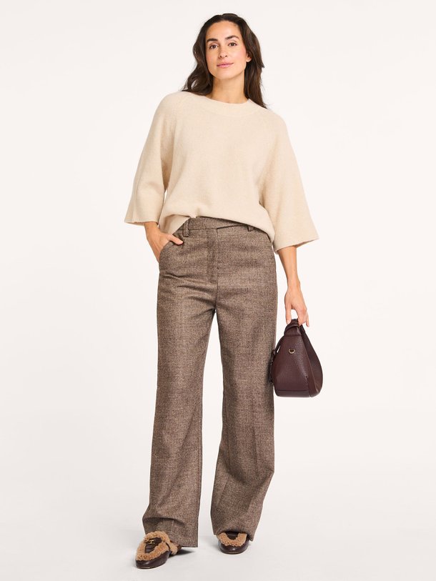 Ontdek de Wolmix gemêleerde broek van Zenggi in de kleur bruin bij Orangebag. Op werkdagen voor 21:45 besteld, morgen in huis.