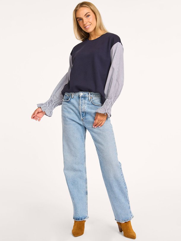 Ontdek de Katoenmix gestreepte top van Summum in de kleur donkerblauw bij Orangebag. Op werkdagen voor 21:45 besteld, morgen in huis.