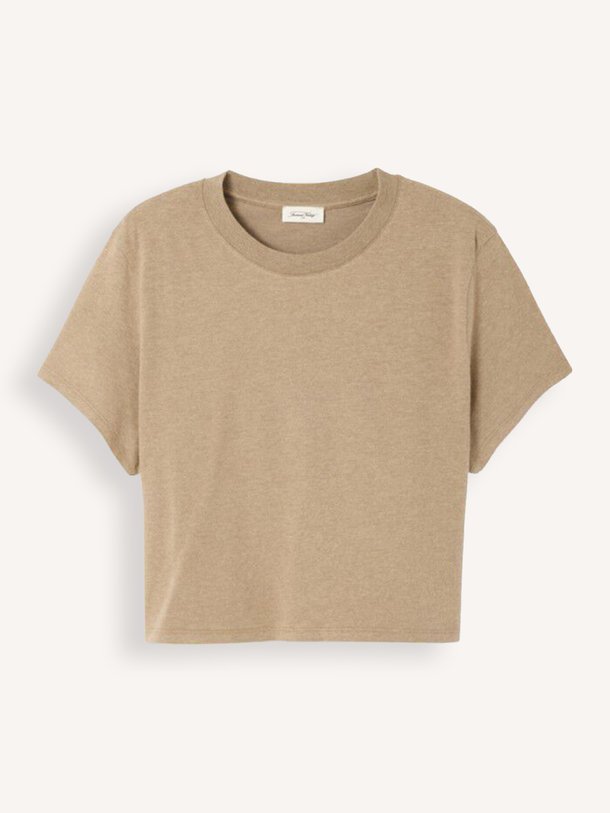 Ontdek de Ypawood katoenmix T-shirt van American Vintage in de kleur lichtbruin bij Orangebag. Op werkdagen voor 21:45 besteld, morgen in huis.