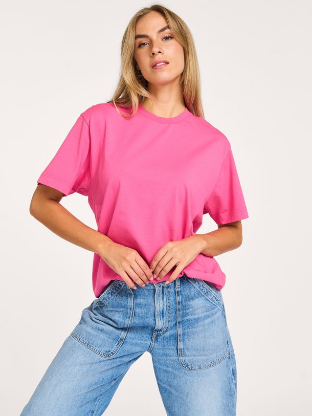 Ontdek de Organic cotton oversized T-shirt van Colorful Standard in de kleur roze bij Orangebag. Op werkdagen voor 21:45 besteld, morgen in huis.