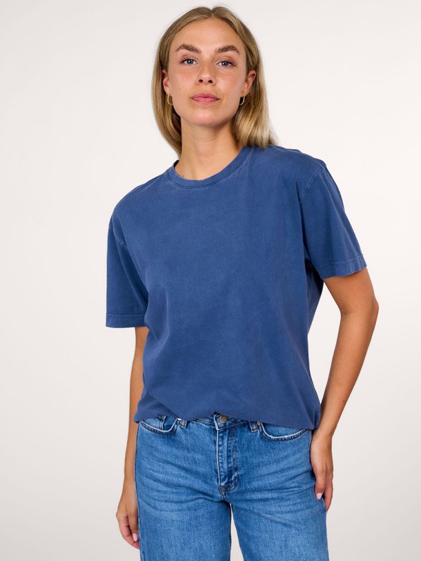 Ontdek de Organic cotton oversized T-shirt van Colorful Standard in de kleur blauw bij Orangebag. Op werkdagen voor 21:45 besteld, morgen in huis.
