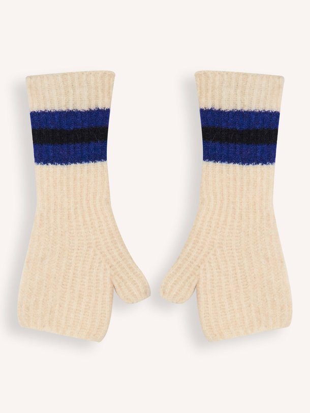 Ontdek de Dercam wolmix handschoenen van Bellerose in de kleur crème bij Orangebag. Op werkdagen voor 21:45 besteld, morgen in huis.