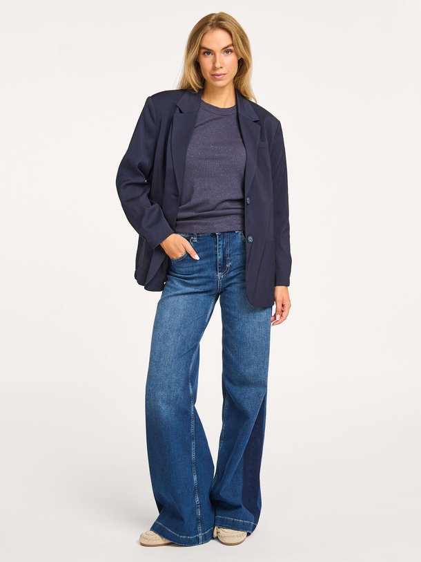 Ontdek de Geweven blazer van Yaya in de kleur donkerblauw bij Orangebag. Op werkdagen voor 21:45 besteld, morgen in huis.