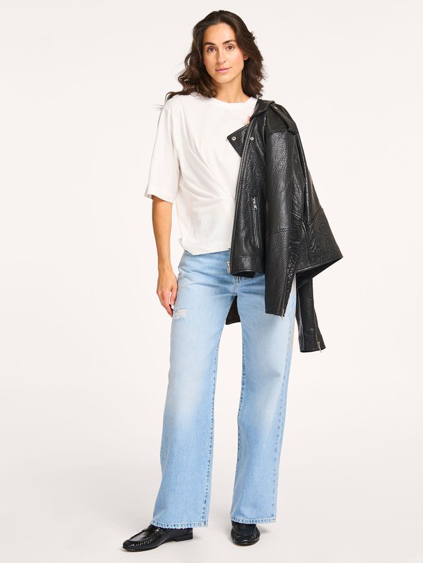 Ontdek de Poppy high waist wide leg jeans van Icon Denim in de kleur lichtblauw bij Orangebag. Op werkdagen voor 21:45 besteld, morgen in huis.