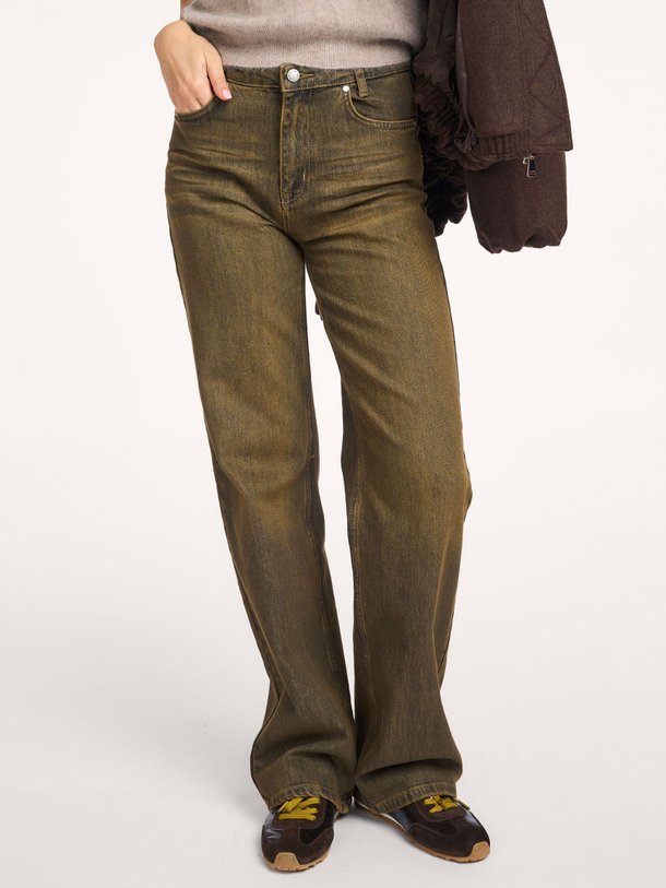 Ontdek de Louis high waist loose fit stretch jeans van My Essential Wardrobe in de kleur bruin bij Orangebag. Op werkdagen voor 21:45 besteld, morgen in huis.