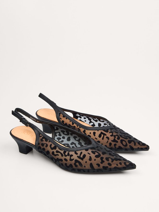 Ontdek de Helena mesh leopard slingbacks van Sofie Schnoor in de kleur zwart bij Orangebag. Op werkdagen voor 21:45 besteld, morgen in huis.