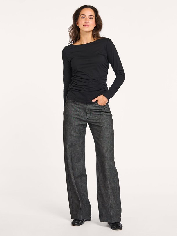 Ontdek de Rosa katoenmix gemêleerde broek van Lois in de kleur donkergrijs bij Orangebag. Op werkdagen voor 21:45 besteld, morgen in huis.