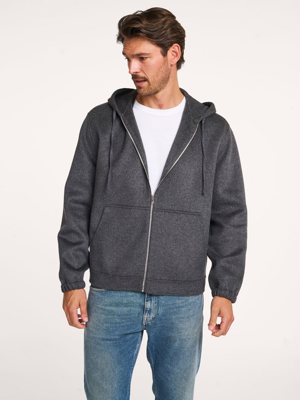 Ontdek de Noleno wolmix gemêleerd vest van Drykorn in de kleur donkergrijs bij Orangebag. Op werkdagen voor 21:45 besteld, morgen in huis.