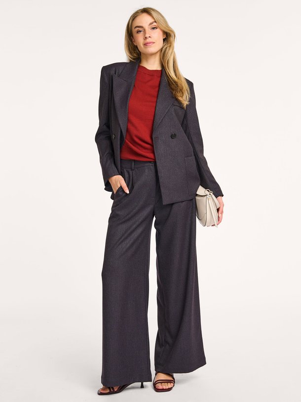 Ontdek de Edward viscosemix broek van Nathalie Vleeschouwer in de kleur donkerblauw bij Orangebag. Op werkdagen voor 21:45 besteld, morgen in huis.