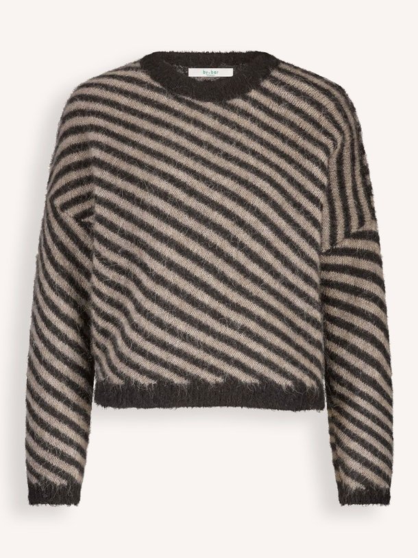 Ontdek de Diagonal alpacamix gestreepte trui van By-Bar in de kleur zwart bij Orangebag. Op werkdagen voor 21:45 besteld, morgen in huis.