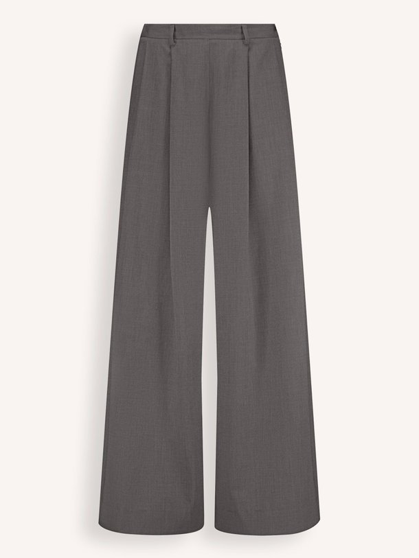 Ontdek de Sef viscosemix broek van By-Bar in de kleur donkergrijs bij Orangebag. Op werkdagen voor 21:45 besteld, morgen in huis.