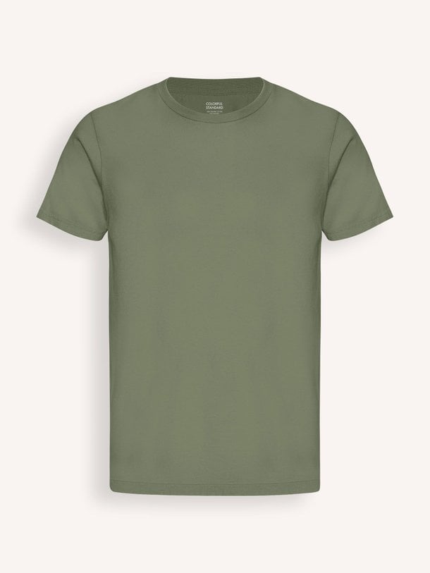 Ontdek de Organic cotton T-shirt van Colorful Standard in de kleur olijfgroen bij Orangebag. Op werkdagen voor 21:45 besteld, morgen in huis.