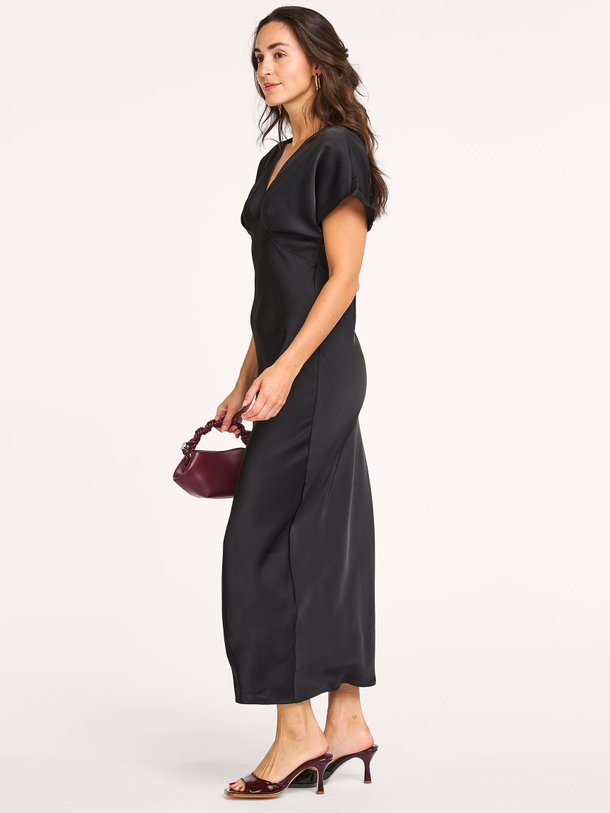 Ontdek de Safira geweven maxi jurk van Co'Couture in de kleur zwart bij Orangebag. Op werkdagen voor 21:45 besteld, morgen in huis.