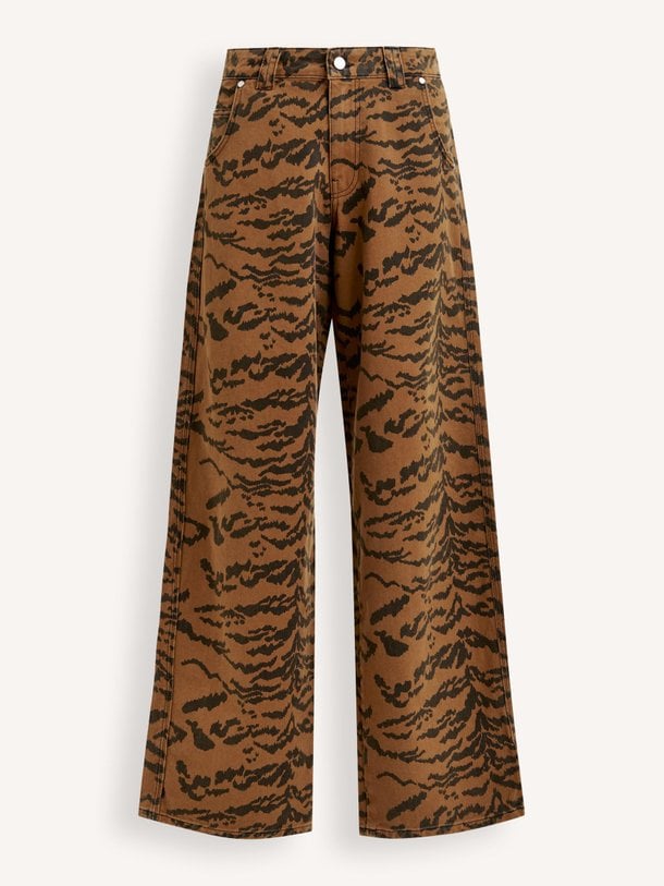 Ontdek de Impeccable high waist loose fit jeans van Essentiel Antwerp in de kleur bruin bij Orangebag. Op werkdagen voor 21:45 besteld, morgen in huis.