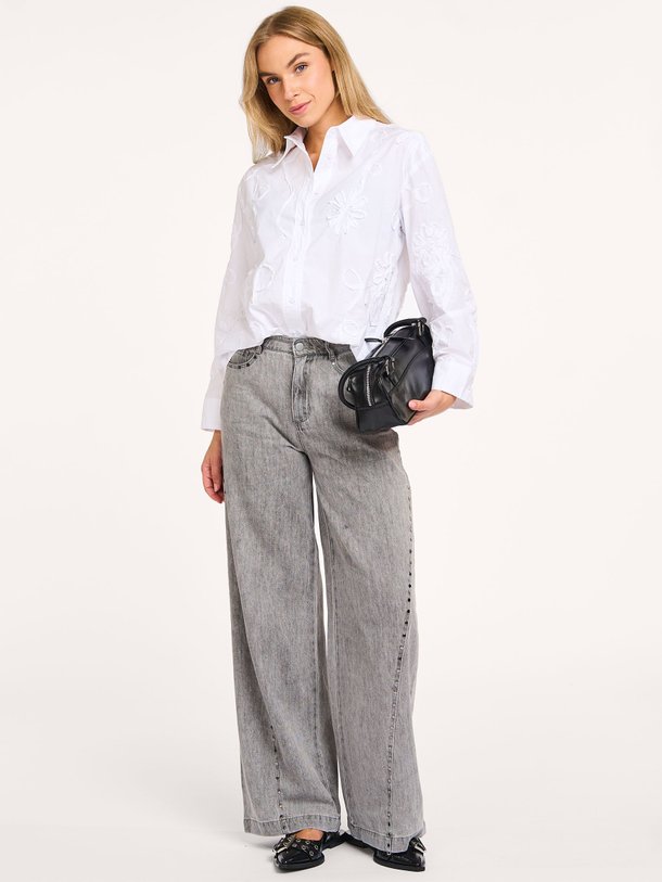 Ontdek de Melody high waist loose fit non-stretch jeans van Freebird in de kleur grijs bij Orangebag. Op werkdagen voor 21:45 besteld, morgen in huis.