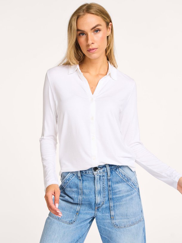 Ontdek de M001 Soft Touch viscosemix blouse van Majestic Filatures in de kleur wit bij Orangebag. Op werkdagen voor 21:45 besteld, morgen in huis.