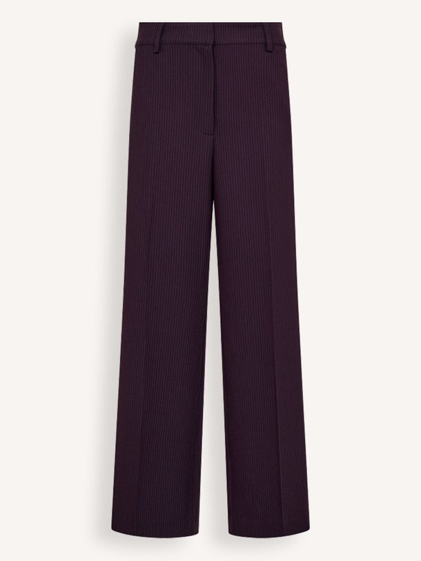 Ontdek de Nolan viscosemix gestreepte wide leg broek van Co'Couture in de kleur paars bij Orangebag. Op werkdagen voor 21:45 besteld, morgen in huis.