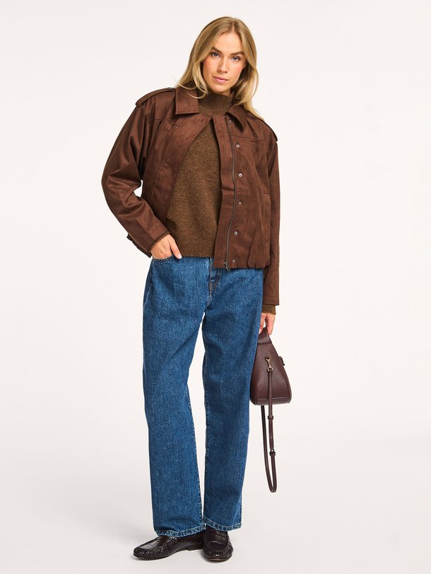 Ontdek de Globe high waist barrel fit jeans van Lois in de kleur donkerblauw bij Orangebag. Op werkdagen voor 21:45 besteld, morgen in huis.