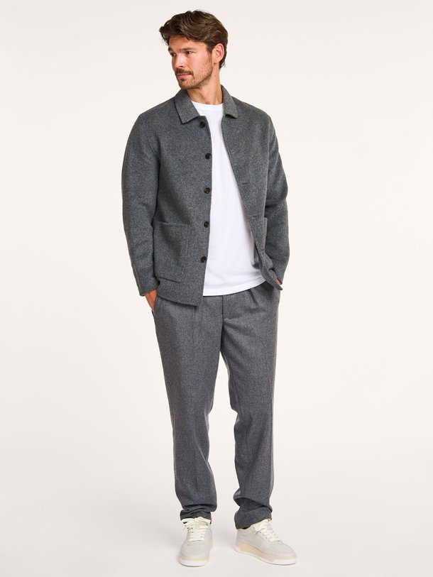 Ontdek de Wolmix gemêleerd overshirt van Profuomo in de kleur donkergrijs bij Orangebag. Op werkdagen voor 21:45 besteld, morgen in huis.