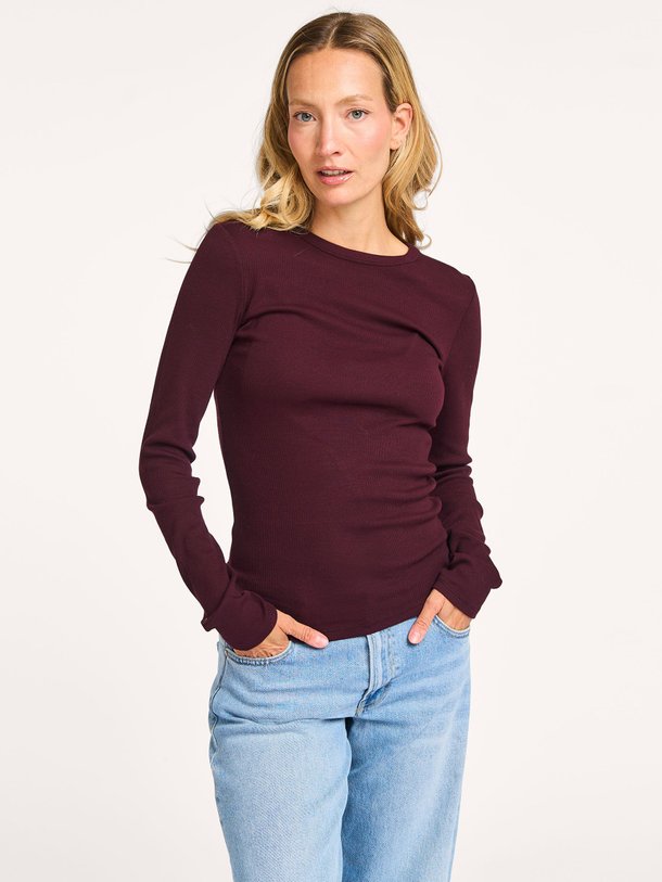 Ontdek de Organic cottonmix rib longesleeve van Colorful Standard in de kleur bordeauxrood bij Orangebag. Op werkdagen voor 21:45 besteld, morgen in huis.