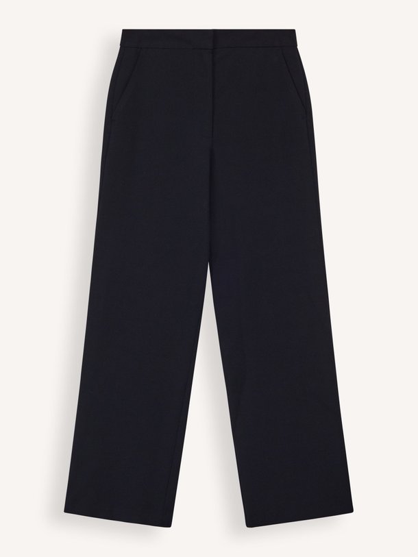 Ontdek de Sunrise viscosemix broek van Bellerose in de kleur donkerblauw bij Orangebag. Op werkdagen voor 21:45 besteld, morgen in huis.
