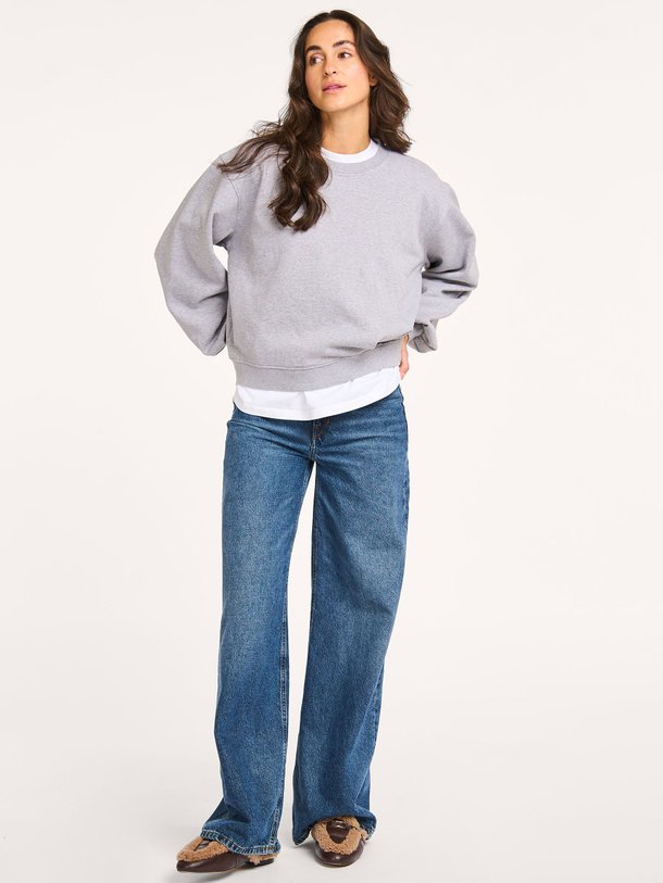 Ontdek de Sayeh katoenmix gemêleerde sweater van Club L`avenir in de kleur grijs bij Orangebag. Op werkdagen voor 21:45 besteld, morgen in huis.