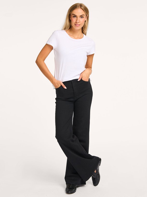 Ontdek de The Hustler high waist loose fit jeans van Mother in de kleur zwart bij Orangebag. Op werkdagen voor 21:45 besteld, morgen in huis.