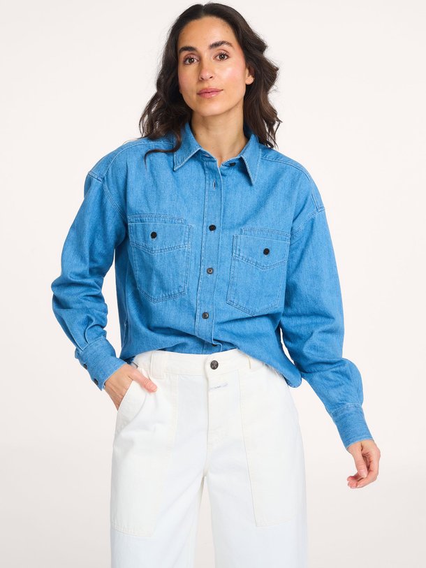 Ontdek de Denim blouse van Closed in de kleur blauw bij Orangebag. Op werkdagen voor 21:45 besteld, morgen in huis.