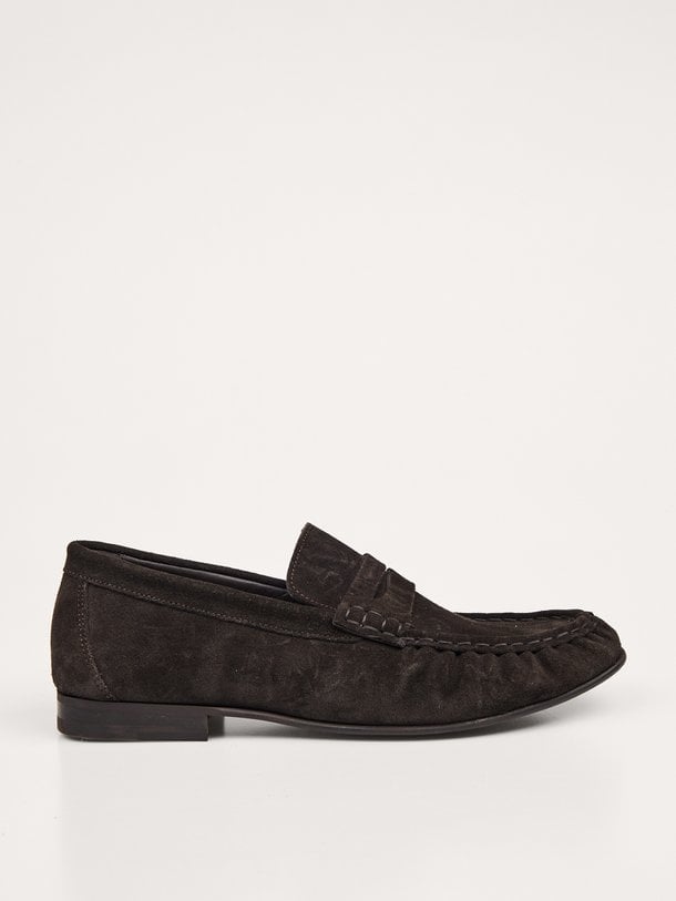 Ontdek de Penny suède loafers van Posa in de kleur donkerbruin bij Orangebag. Op werkdagen voor 21:45 besteld, morgen in huis.