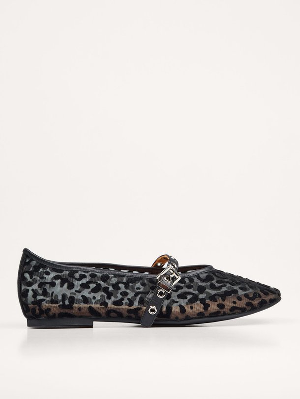 Ontdek de Karis mesh leopard ballerina's van Sofie Schnoor in de kleur zwart bij Orangebag. Op werkdagen voor 21:45 besteld, morgen in huis.